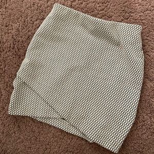 H and m mini skirt